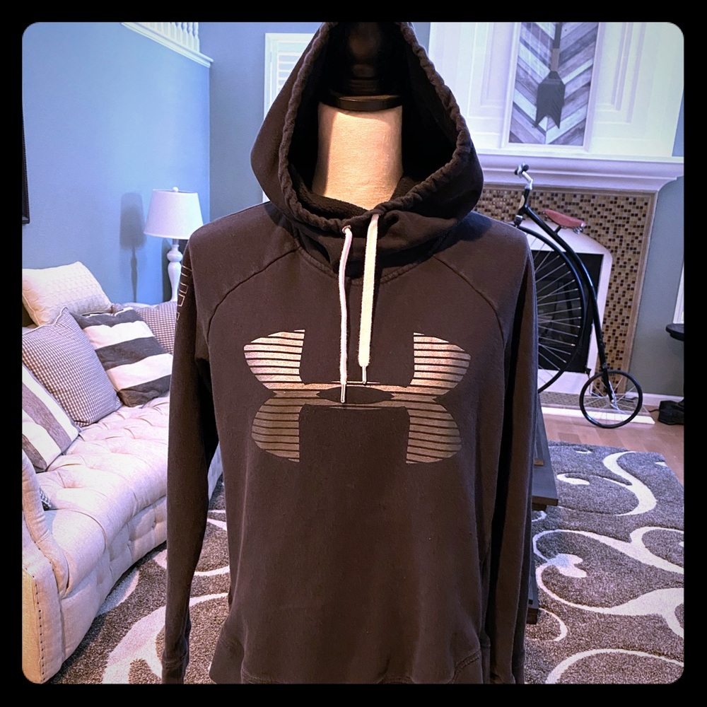 Comfy Under Armour cowl neck hoodie.